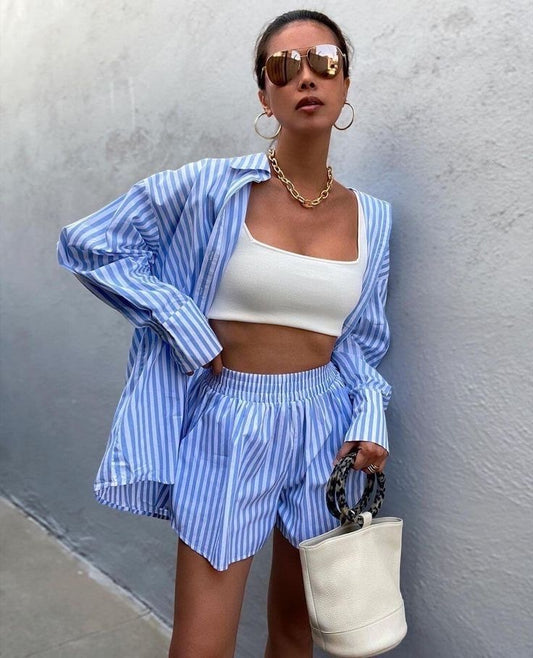 Ριγέ σετ oversized πουκάμισο με σορτς