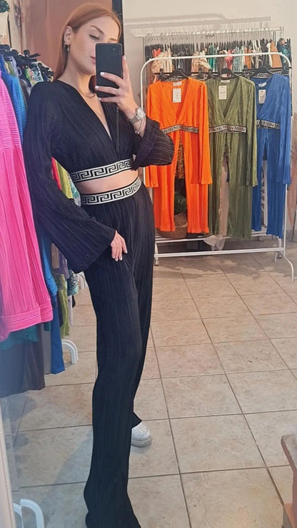 Σετ με μακρυμάνικο crop top και γεωμετρικά σχέδια