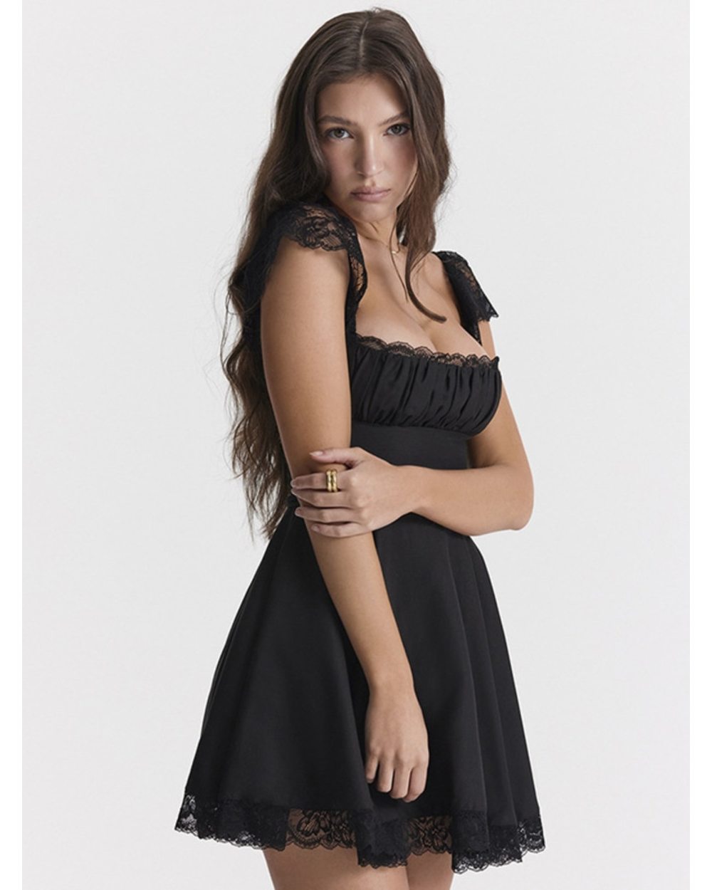 Μινι φόρεμα babydoll με δαντέλα